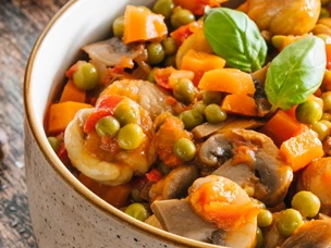 Estufado de castanhas e montes de legumes