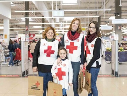 Quatro Voluntárias Cruz Vermelha Portuguesa